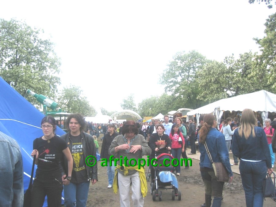 ../Images/afw2006b 241.jpg